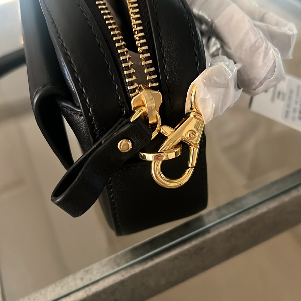 🆕 Lauren Ralph Lauren Leather Small Marcy Convertible Pouch - Picture 9 of 17